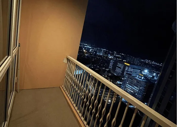 Modern At Venice Residences Bgc #vlrb29k * Manila